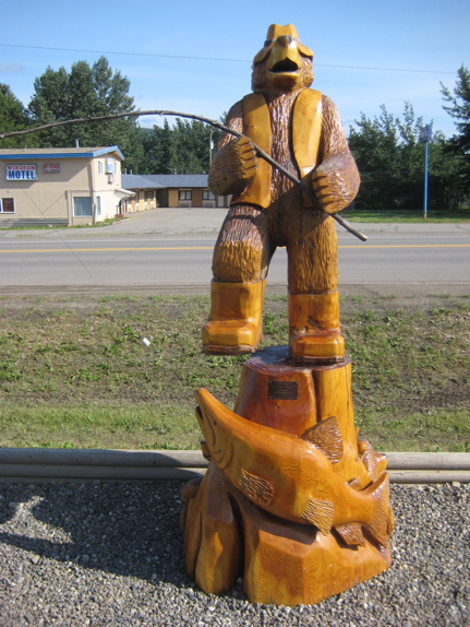 Chainsaw Carvings – The Very Still North